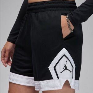 Jordan Women's Athletic Basketball Shorts Black and White 4” XS NWT
